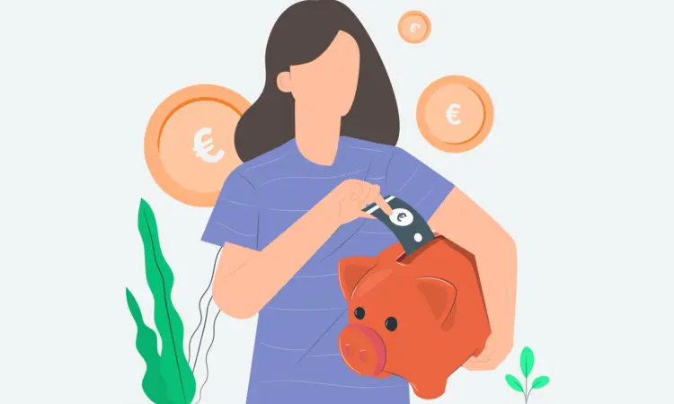 Frau mit Sparschwein